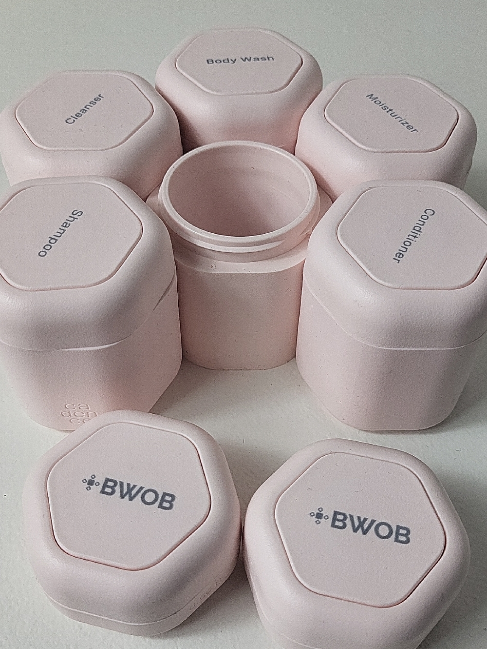 Cadence Magnetic Travel Capsules The bestseller. color - petal - Set of 8 - Picture 3 of 8